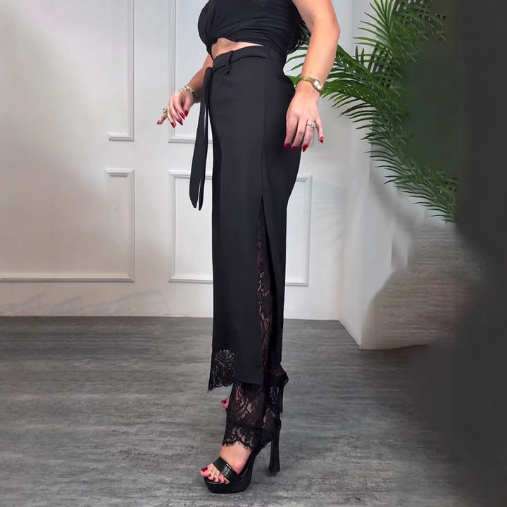 Pantalons longs élégants pour femmes avec de la dentelle transparente et des fentes Chic & Stil