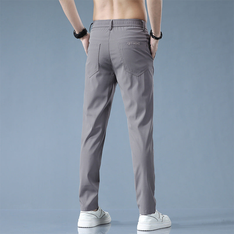 Pantalon décontracté pour hommes avec taille élastique et poches pratiques Lune London