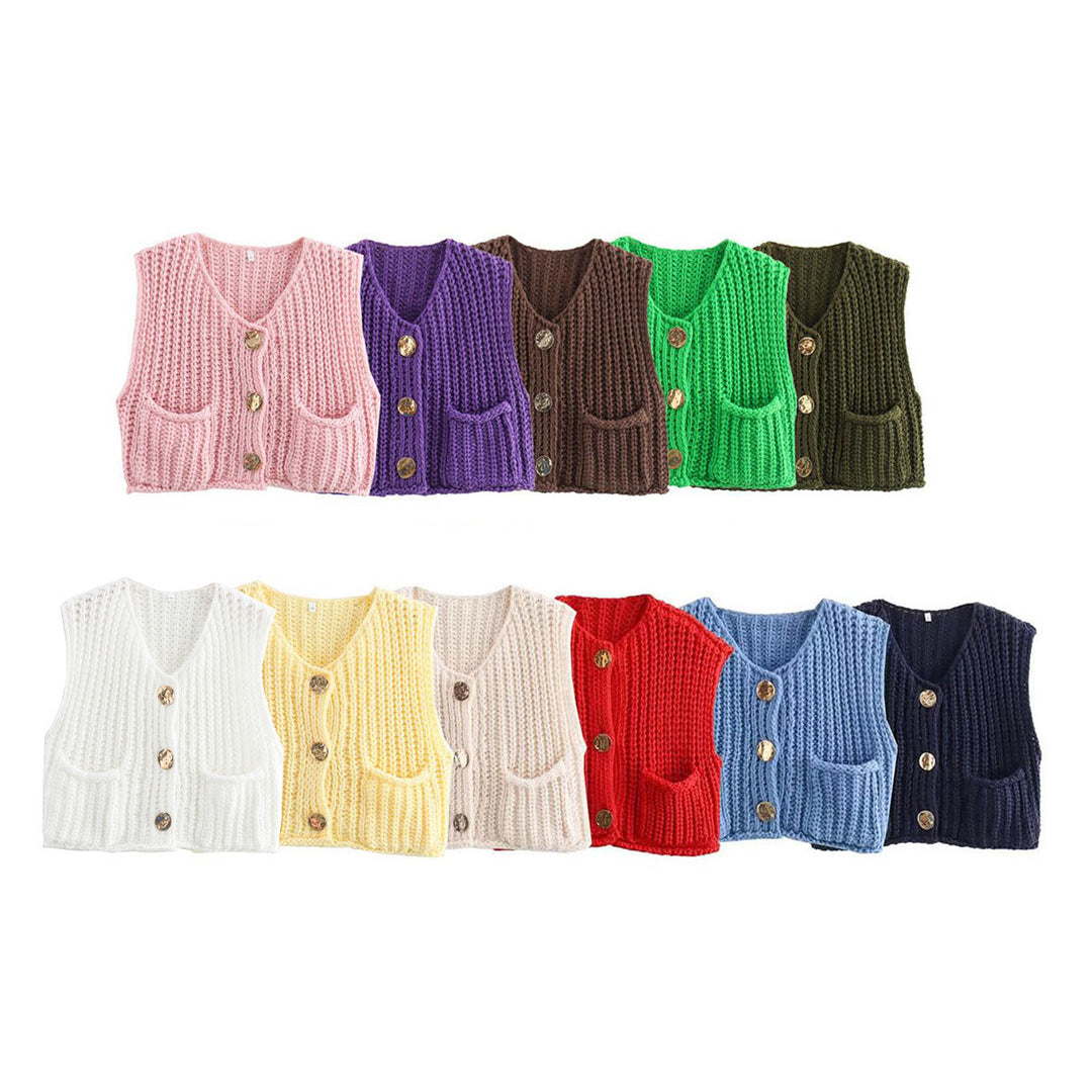 Knitted vest for women with decorative buttons and practical pockets Lune London