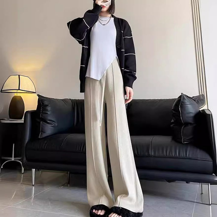 Pantalons larges en tricot pour femmes avec un design texturé Chic & Stil