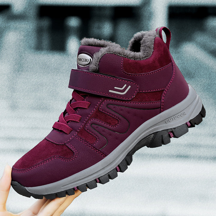 Women Winter Hiking Boots with Non-Slip Sole and Insulated Lining Lune London