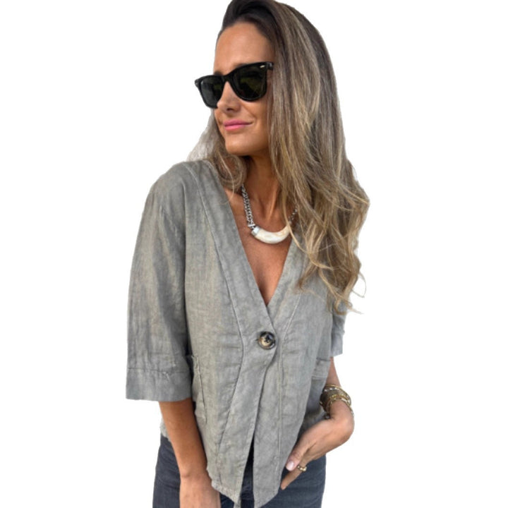 Lightweight linen jacket for women with three-quarter sleeves and Moon London button detail