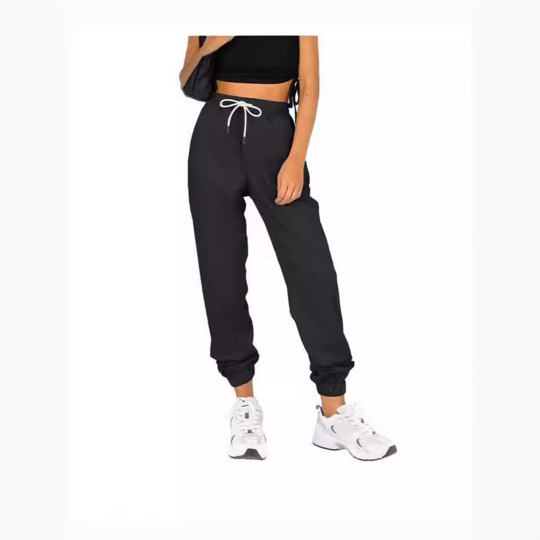 Casual women's jogger pants with drawstring and edges Lune London