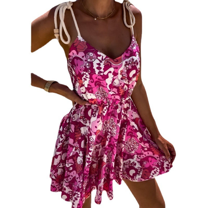 Chic and stylish dress with floral pattern for women