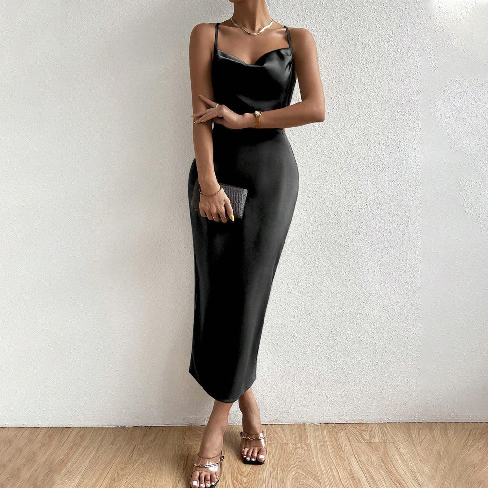 Elegant satin maxi dress for women with a chic V-neckline and delicate straps Chic & Stil