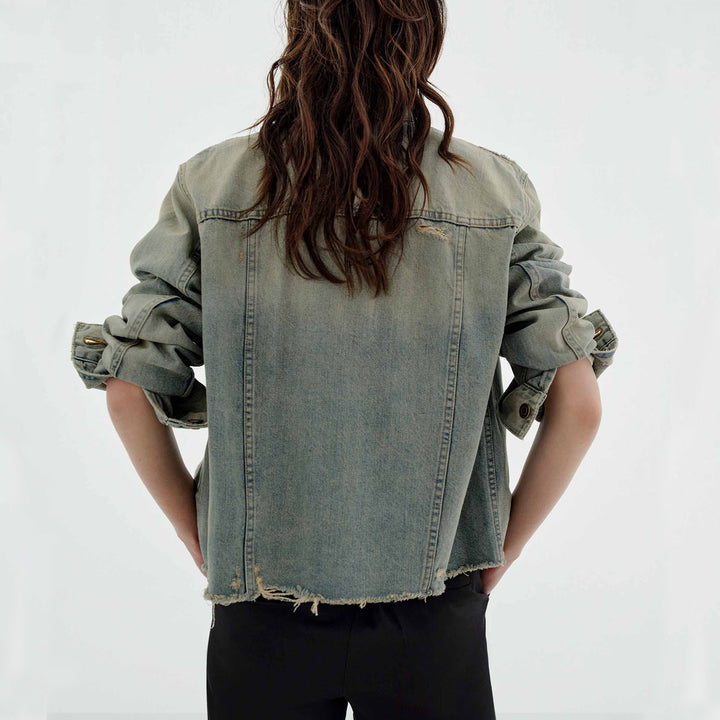 Women's fashionable denim jacket in vintage style with casual cut and frayed details Lune London