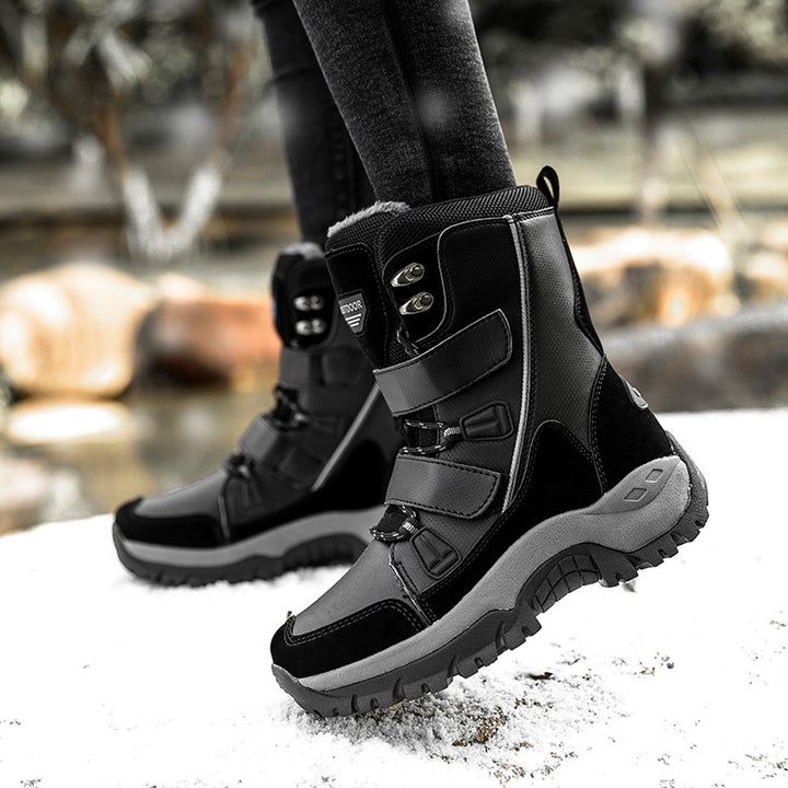 Multifunctional winter boots for women with non-slip sole and insulating inner lining Lune London