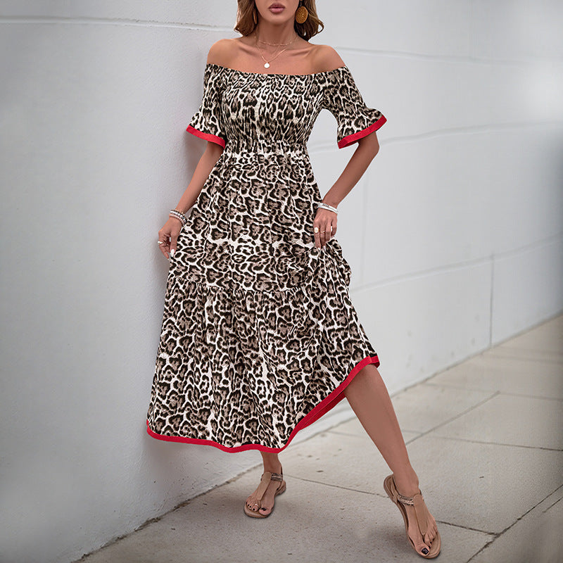Robe maxi off-shoulder pour femmes avec détails en volants et imprimé animalier Chic & Stil