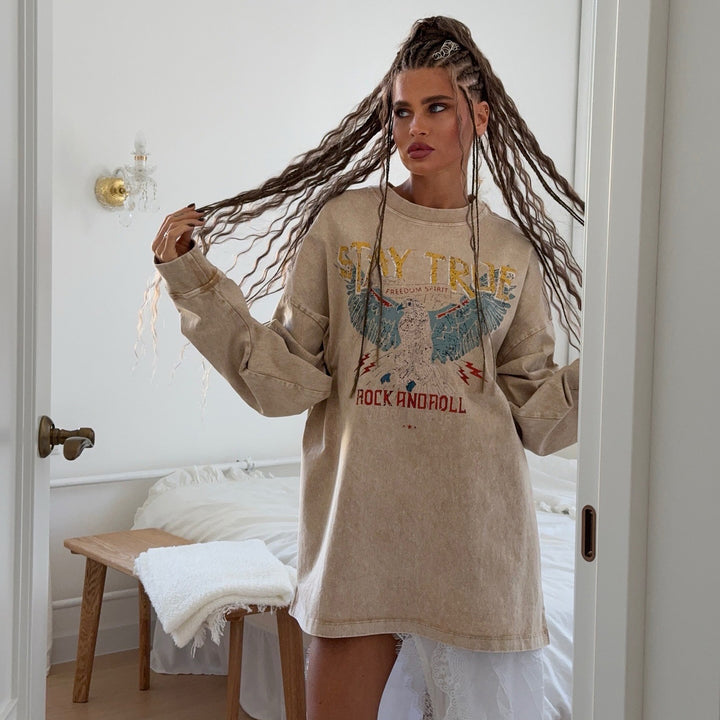 Oversized sweatshirt for women with graphic print and relaxed fit Lune London