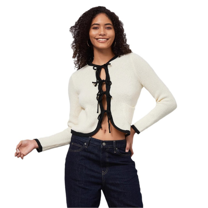 Fashionable women's knitted jacket with decorative belt and practical pockets Lune London
