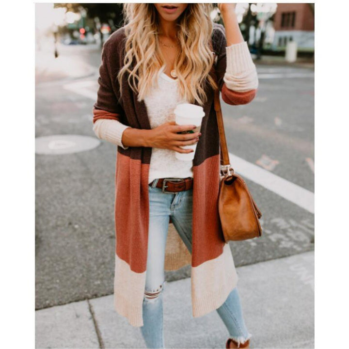 Cardigan en tricot à la mode pour femmes avec des rayures en blocs de couleur Chic & Stil