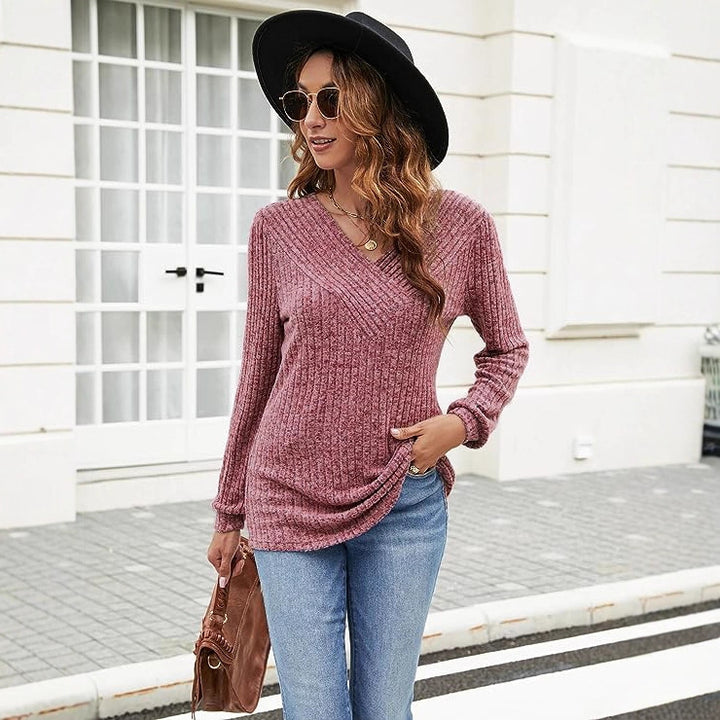 Women V-neck long sleeve ribbed texture sweater with comfortable fit Lune London