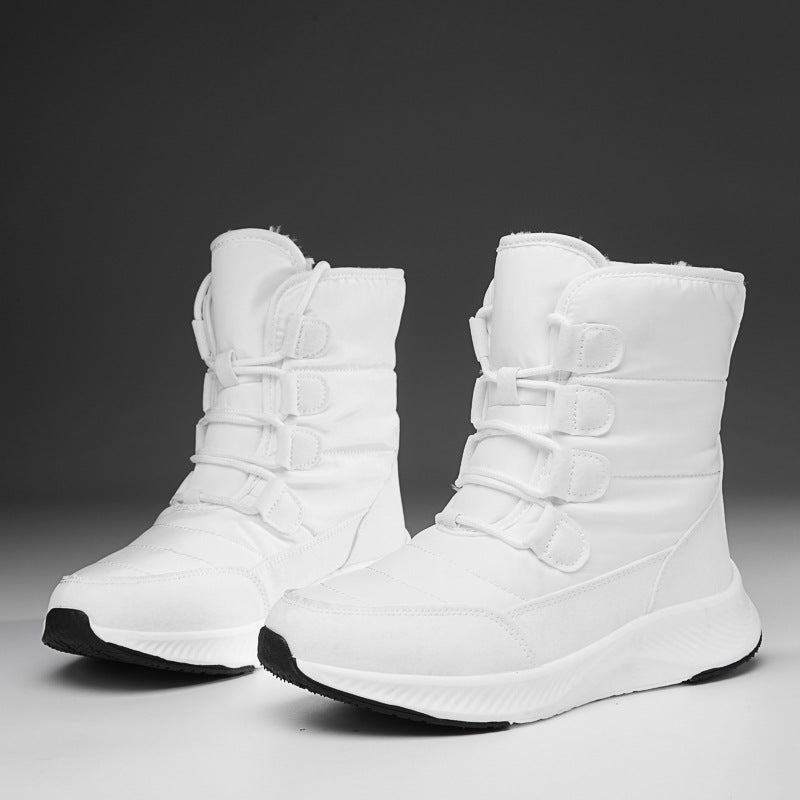Winter sneaker boots for women with insulating lining and non-slip sole Lune London