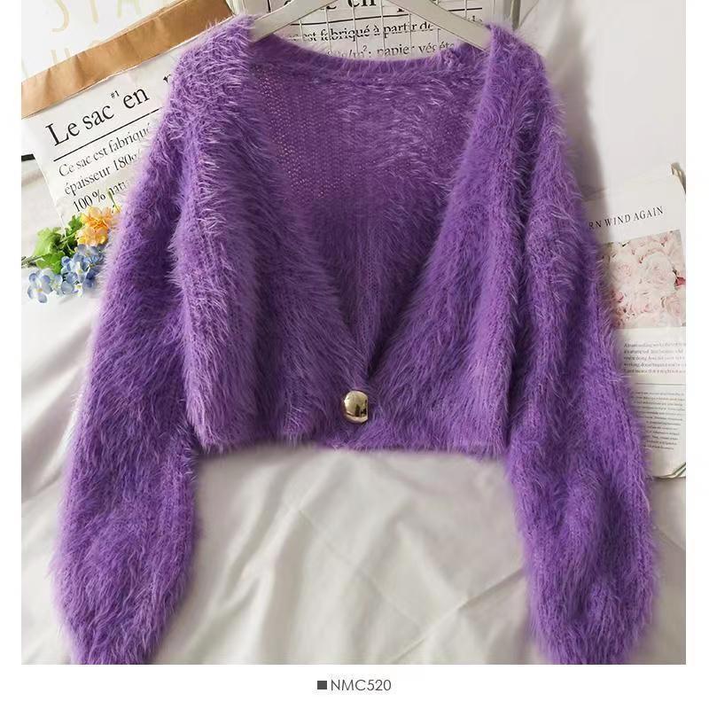 Short plush sweater for women with V-neck and button detail Lune London