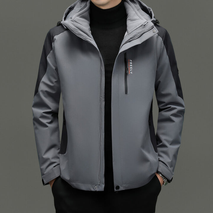 Functional jacket for men with innovative water-repellent properties Lune London