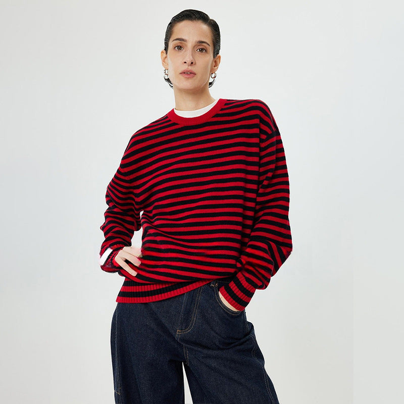 Pull à col roulé à la mode pour femmes avec motif rayé Chic & Stil