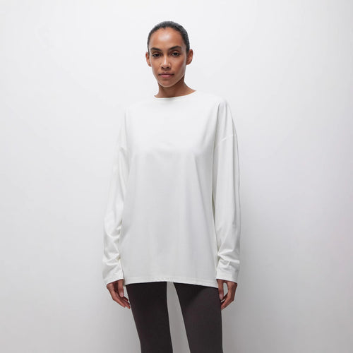Casual jersey T-shirt for women with wide sleeves and a round neckline Lune London