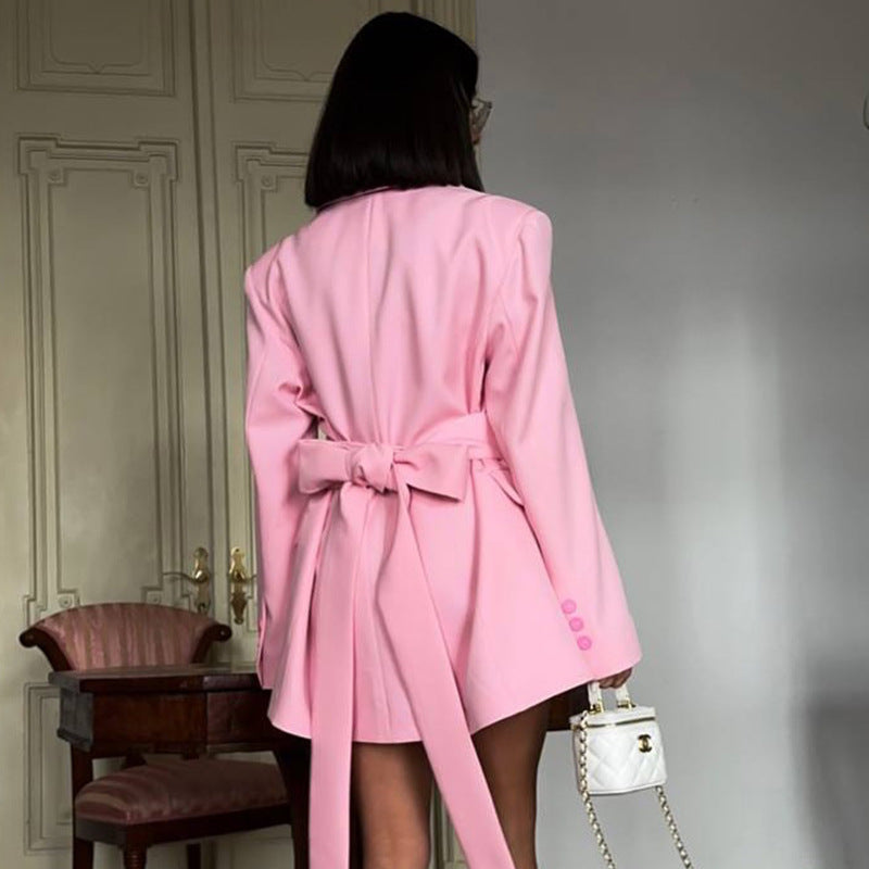 Women elegant blazer with belt at the waist Lune London
