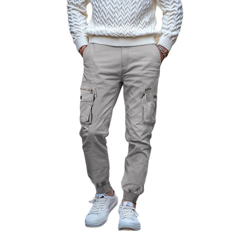 Men's cargo pants with multiple pockets and flexible fit Lune London