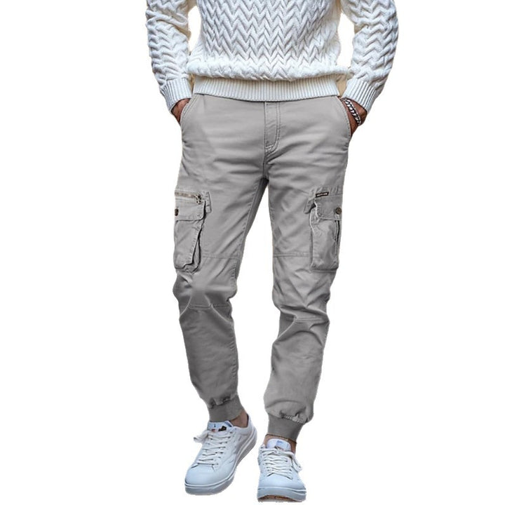 Men's cargo pants with multiple pockets and flexible fit Lune London