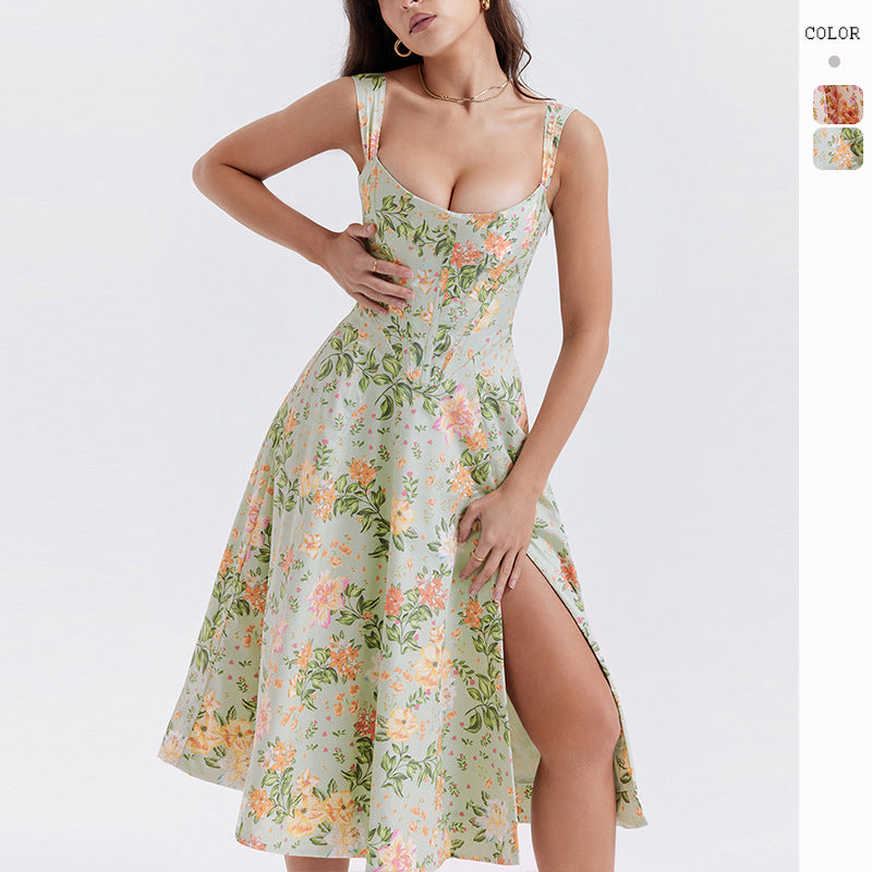 Elegant summer dress for women with floral accents and high slits Chic & Stil