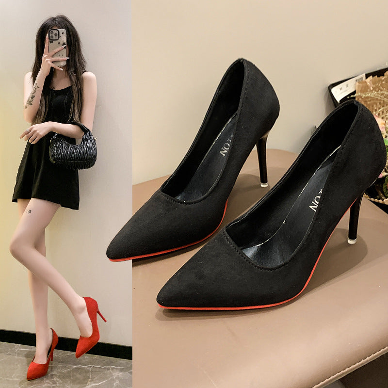 Elegant ladies lace pumps with transparent heel and soft upper material Lune London