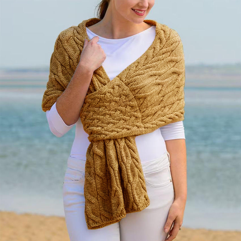 Knot scarf for women with structured twisted pattern Lune London