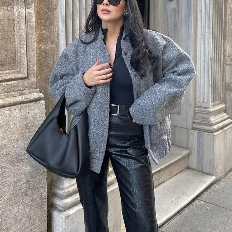 Elegant knit jacket for women with open cut and relaxed fit Lune London