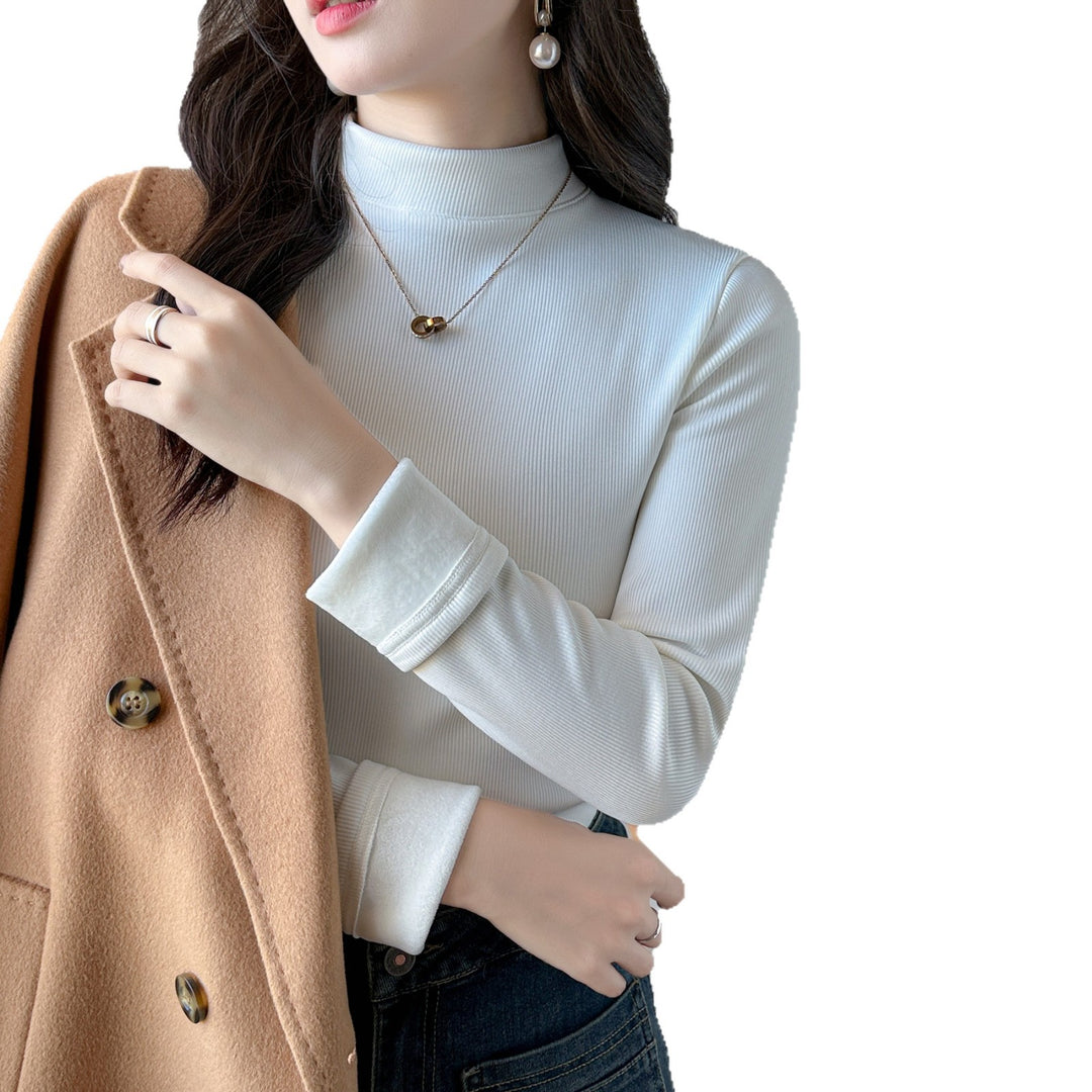 Women's Long Sleeve Cropped Top with High Collar and Ribbed Texture Chic & Stil
