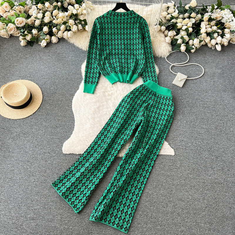 Elegant loungewear set for women with shiny pattern and elastic waist Lune London