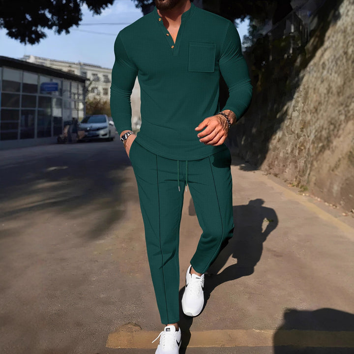 Casual tracksuit for men with textured top and comfortable joggers Lune London