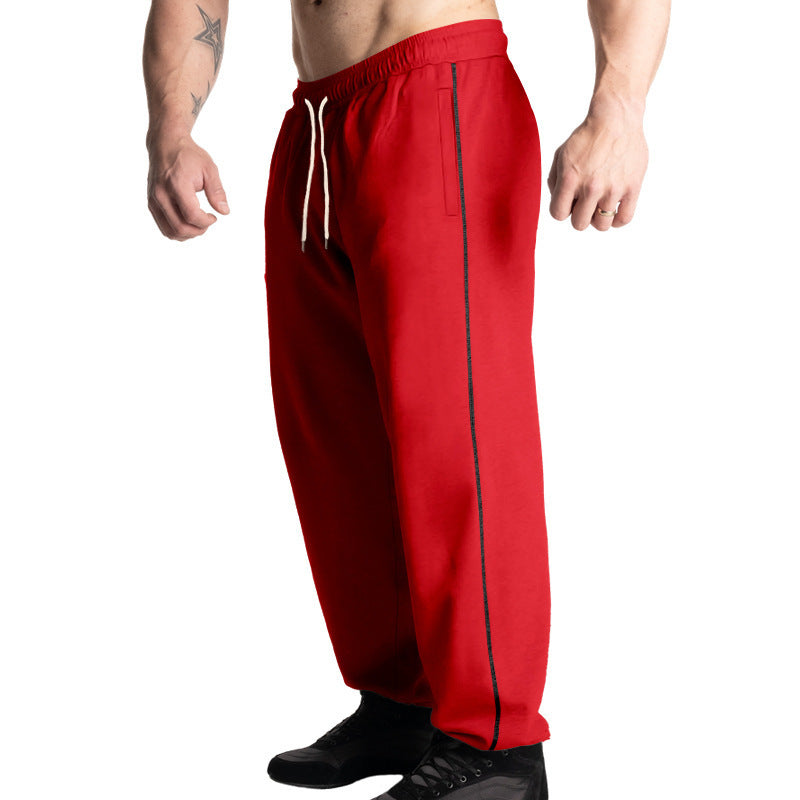 Sporty men's jogger pants with elastic waistband and practical side pockets Lune London