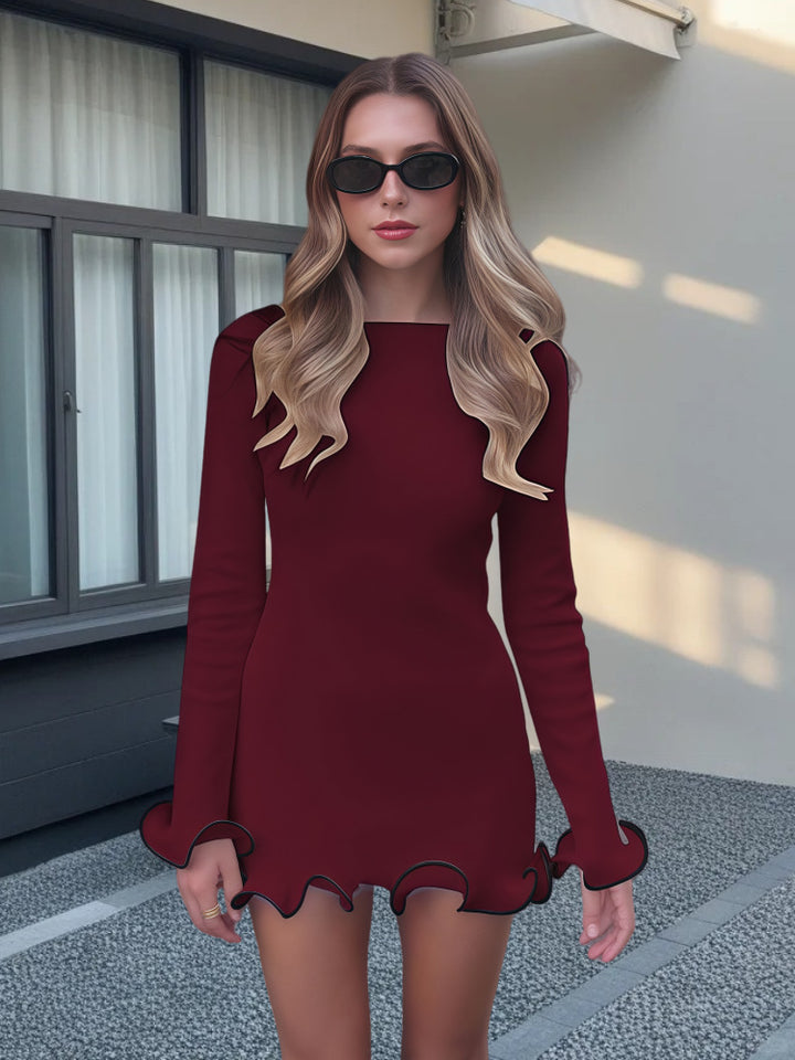 Ladies Elegant mini dress with sculptural flared sleeves and a fitted cut Lune London
