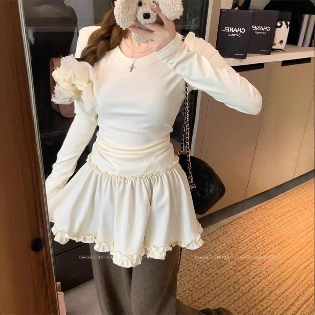 Ladies elegant long sleeve shirt with voluminous ruffle hem Chic & Stil