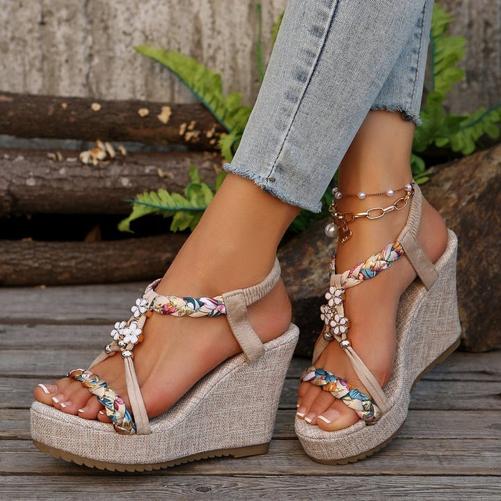 Wedge sandals for women with floral detail and non-slip sole Lune London
