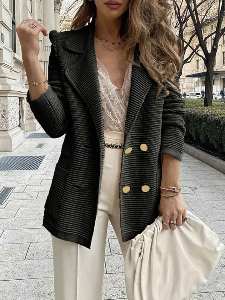 Structured blazer jacket for women with double row of buttons and practical pockets Lune London