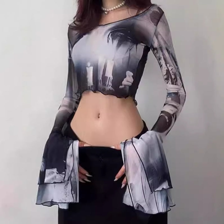 Women Crop-top with transparent sleeves and artistic print Lune London