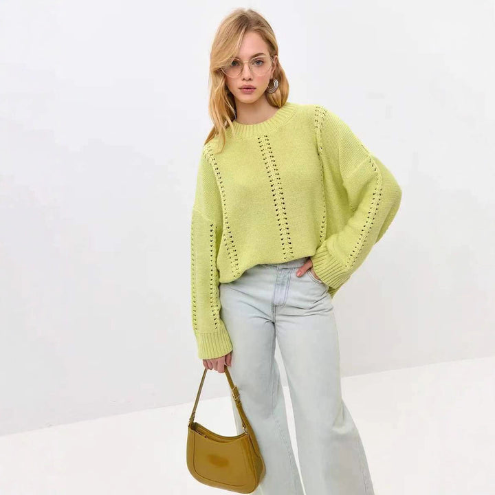 Thick knit sweater for women with a structured design and a loose fit Lune London