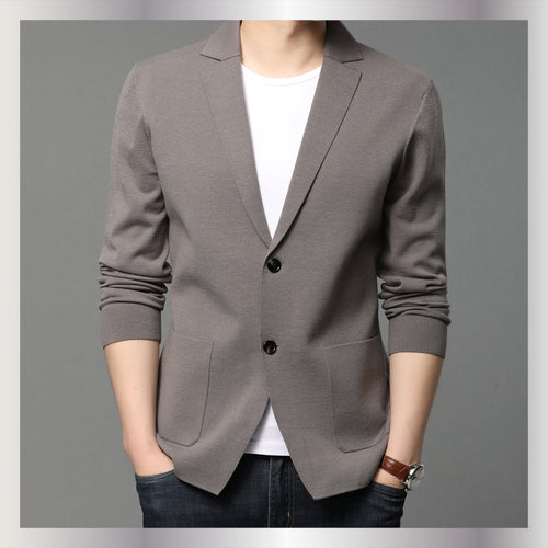Men's knit blazer with stylish button details and practical pockets Lune London
