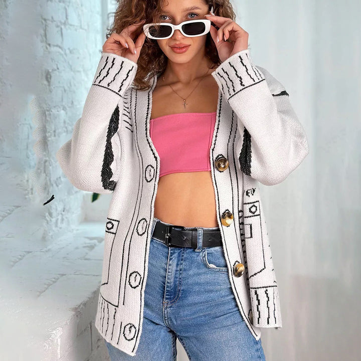 Cardigan pour femmes avec design asymétrique et boutons contrastés Chic & Stil