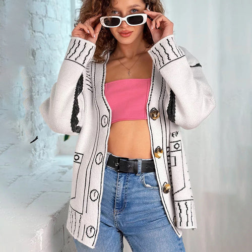 Cardigan pour femmes avec design asymétrique et boutons contrastés Chic & Stil