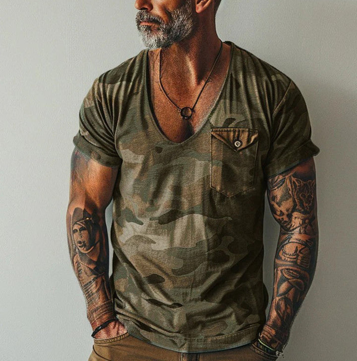 V-neck T-shirt for men with chest pocket and camouflage pattern Lune London
