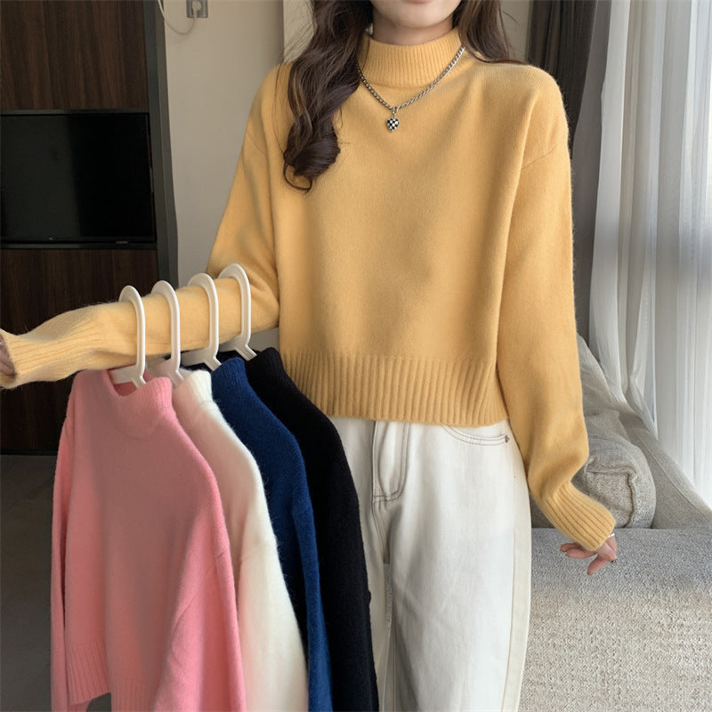 Sweater court confortable et élégant pour femmes avec col montant Chic & Stil