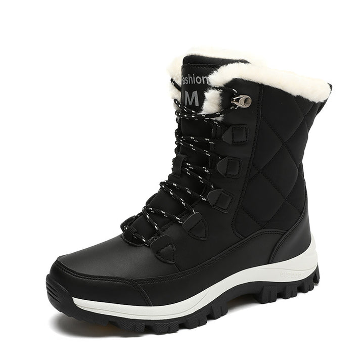 Insulated winter boots for women with non-slip sole and cozy lining Lune London