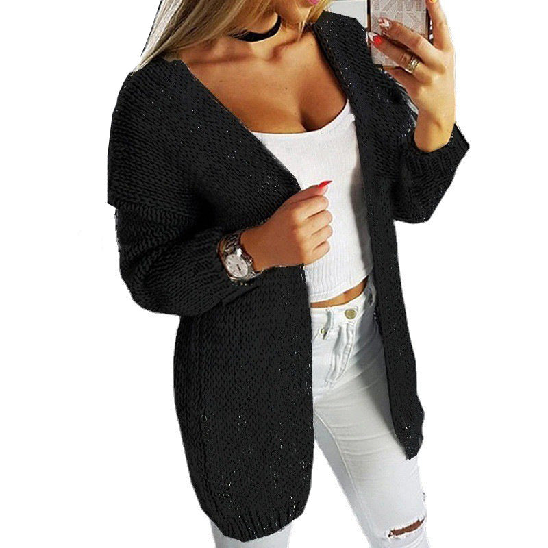 Casual knitted cardigan for women with a soft material and a relaxed fit Lune London