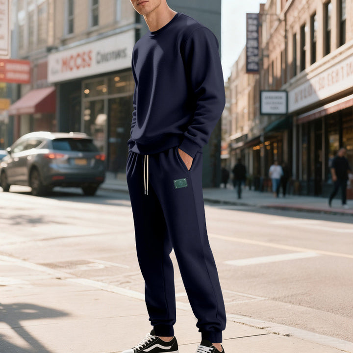 Casual sporty set for men with round neck and elastic waistband Lune London