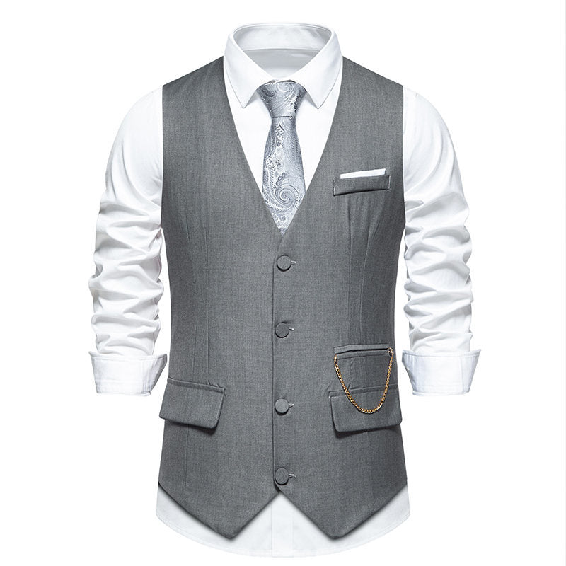 Elegant suit vest for men with practical pockets and trendy design Lune London