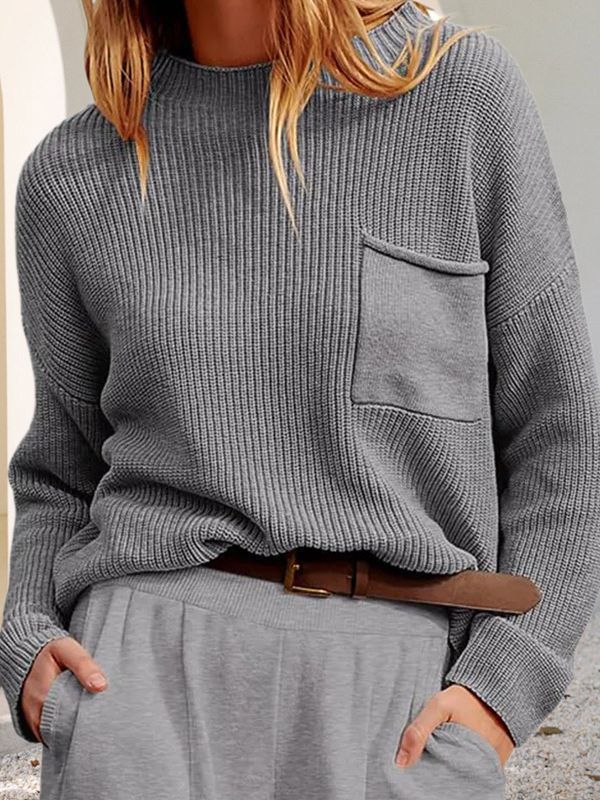 Knitted sweater for women with loose fit and practical chest pocket Lune London