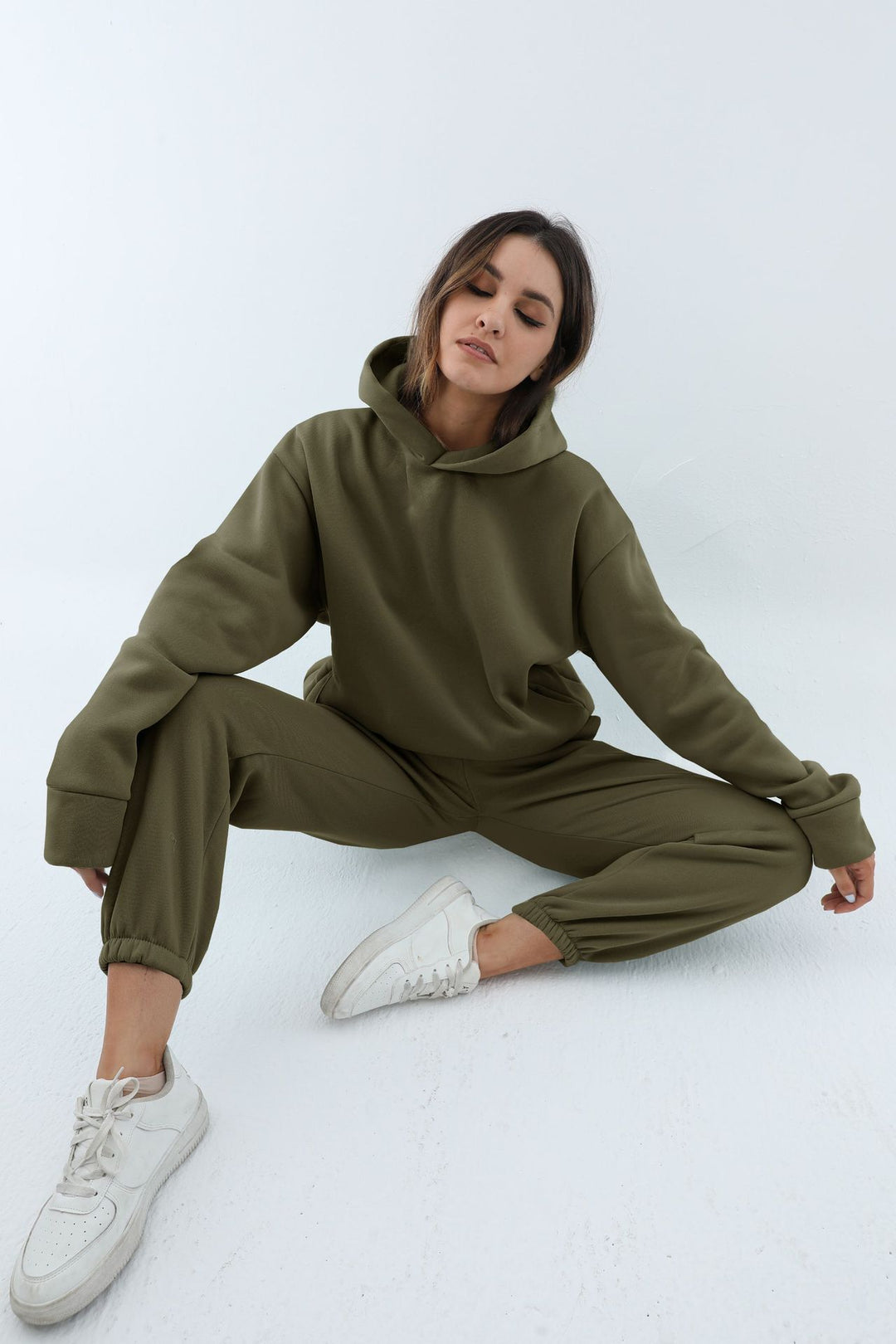 Ladies casual outfit with hood and elastic cuffs Lune London