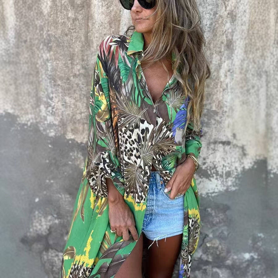 Long sleeve blouse for women with animal print and casual fit Lune London